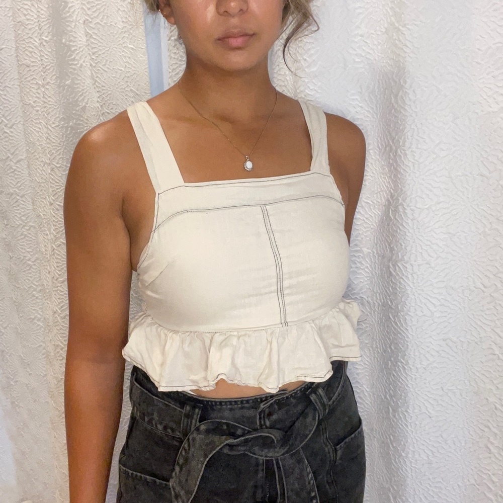 Super cute cream colored crop top!